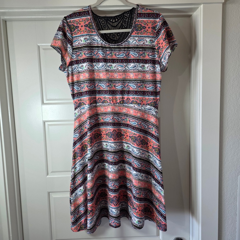 Bobbie Brooks Womens Paisley Stripe Lace Back Short Sleeve Dress Coral Blue M